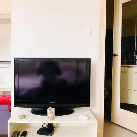 Petit Cocon Magnifique Vue Sur Marina Dans Le Golfe De Saint Tropez Cogolin